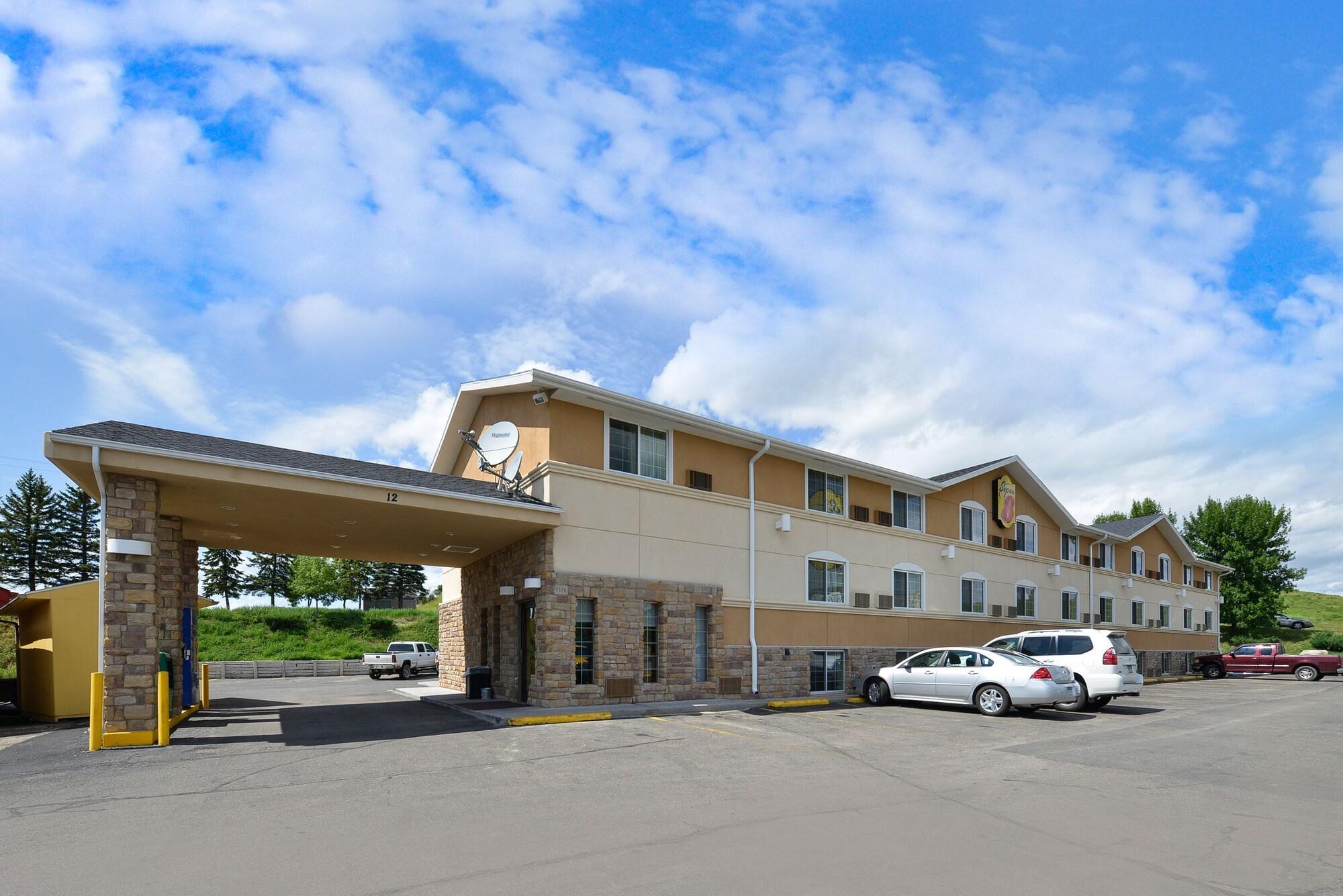Готель Super 8 By Wyndham Minot Airport Екстер'єр фото